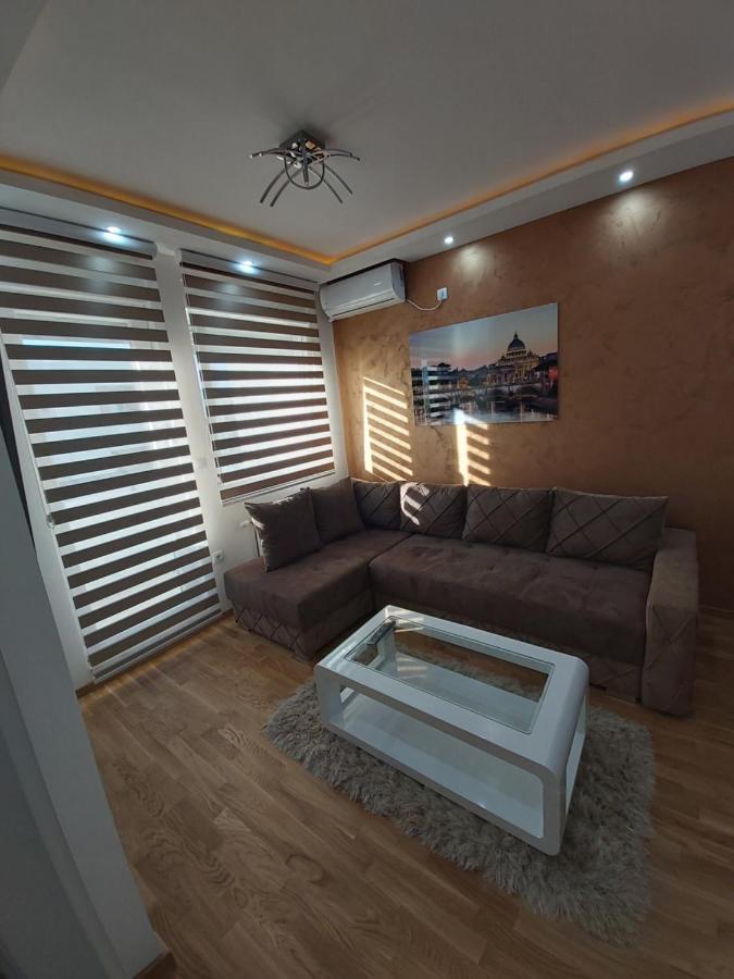 Apartman Elegance Free Garage Нови-Сад Экстерьер фото